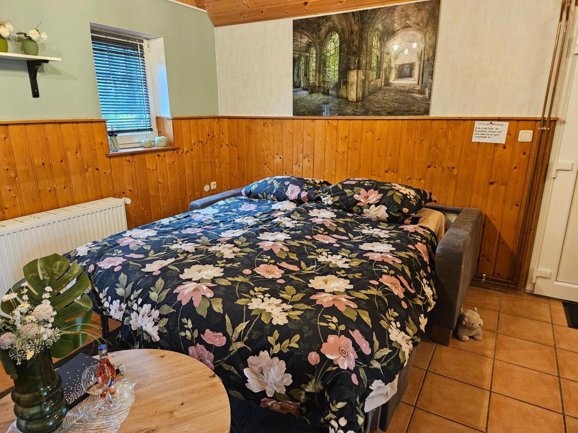 Kleines Ferienhaus Luettje Backhuus 35516 Uplengen Buitenkant foto